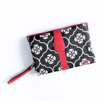 PRODUCT REVIEW JJ COLE COLLECTIONS CHANGING CLUTCH The Beauty